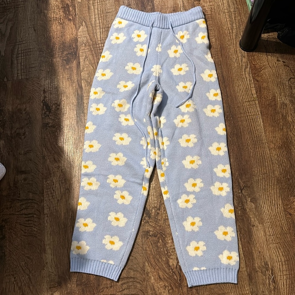 ALTAR’D STATE lounge pants